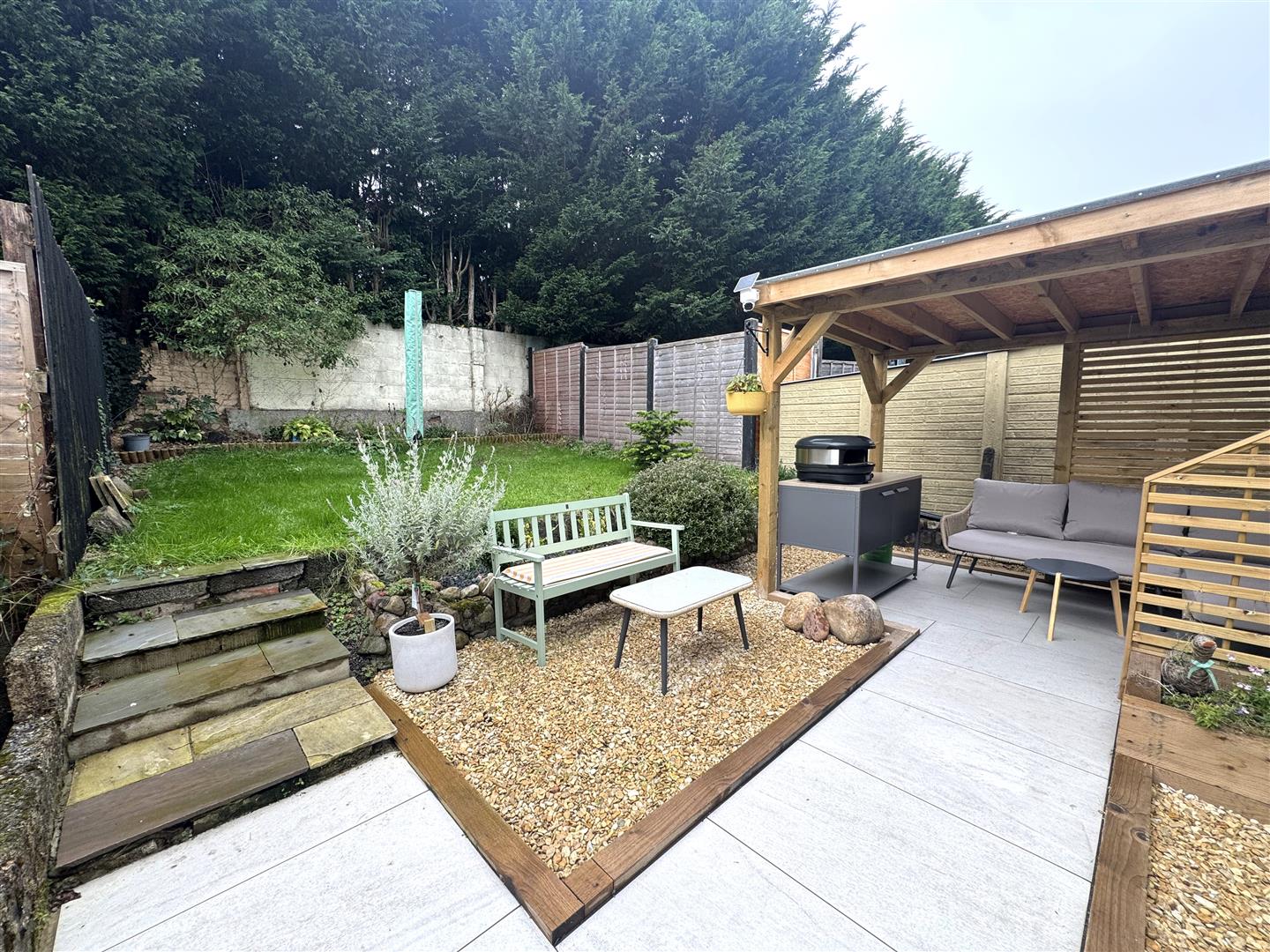 Francis Road, Morriston, Swansea, SA6 7DY